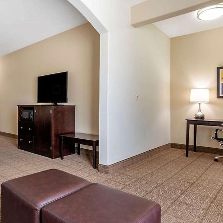 Comfort Inn & Suites Scott-West Lafayette מראה חיצוני תמונה